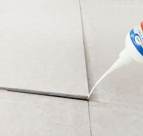 桃源瓷砖空鼓维修公司分享卫生间瓷砖脱落的原因可能有以下几点